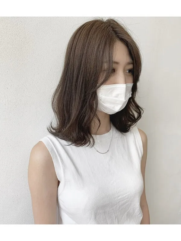 ナチュラルブラウン